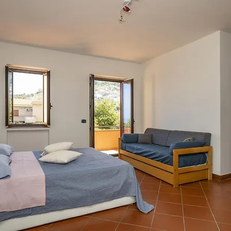 Tegi * Capo d'Orlando
